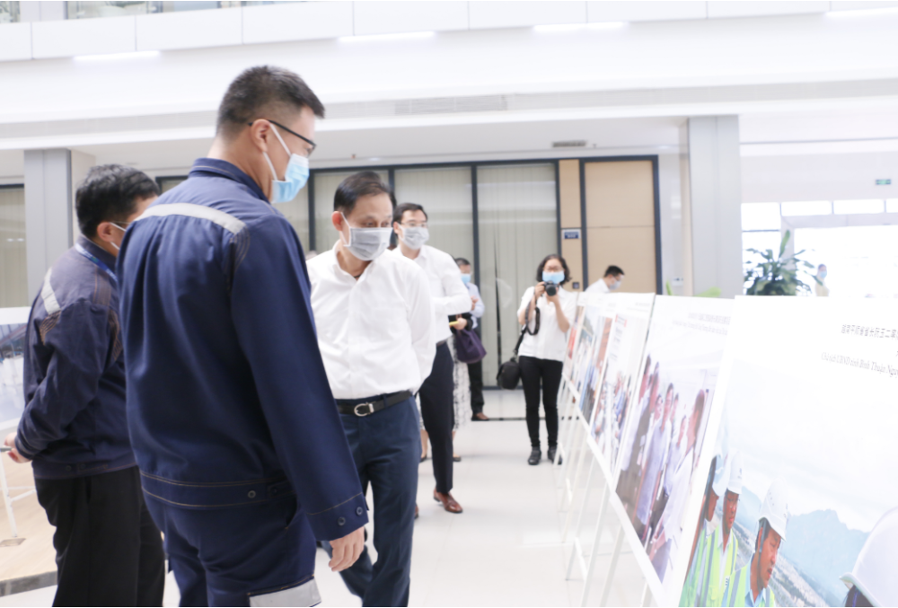 Lê Hoài Trung, Deputy Foreign Minister of Vietnam Inspects Vinh Tan Project-1