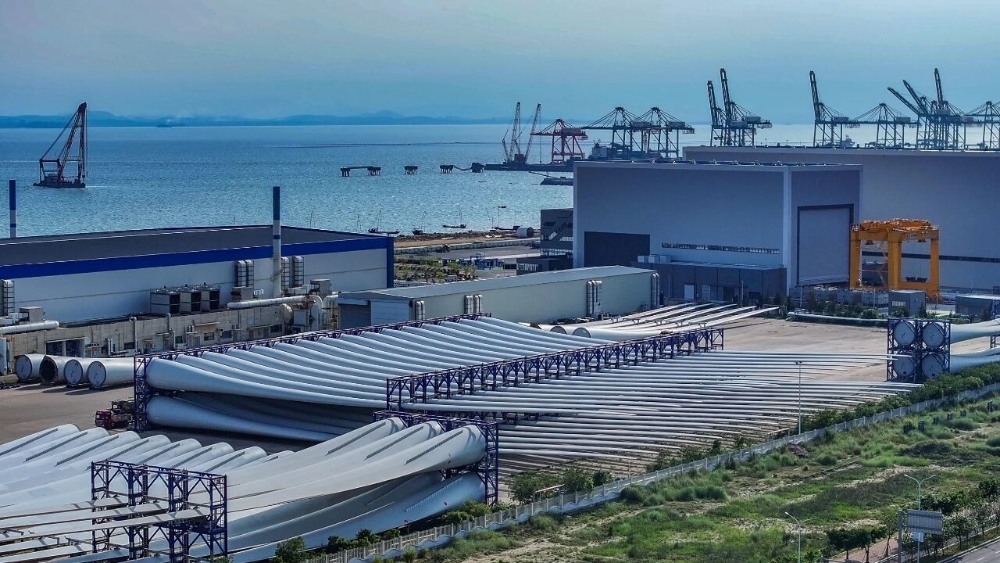 从荒芜滩涂到全球领跑，“海上大国重器”在这里孕育-8