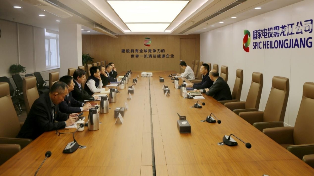 徐树彪到黑龙江公司开展深入贯彻中央八项规定精神学习教育座谈-1