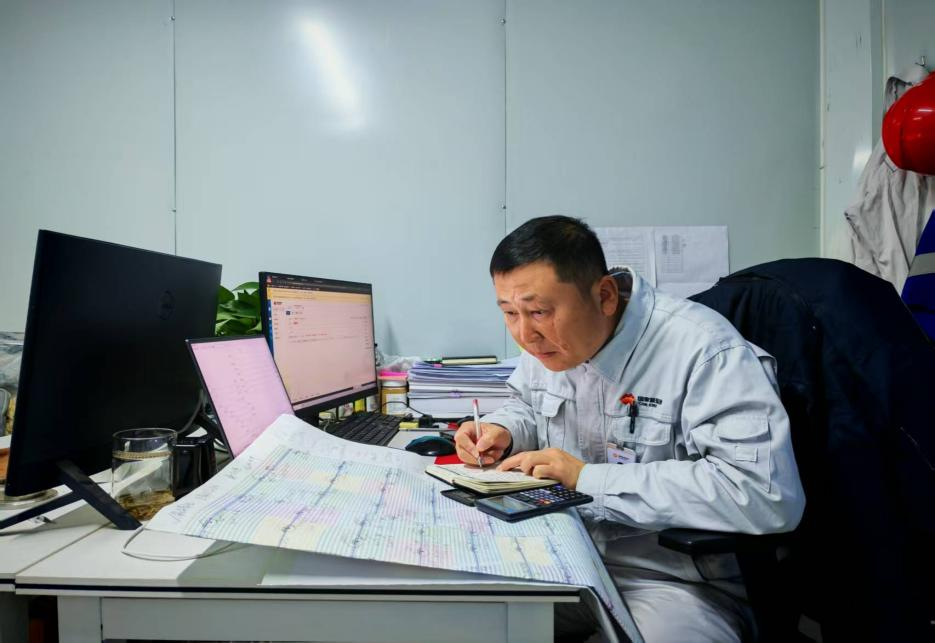 戈壁深处，青春为“光”而歌-2