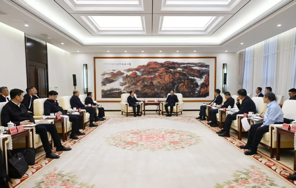 邹磊拜会内蒙古自治区党委书记孙绍骋-1