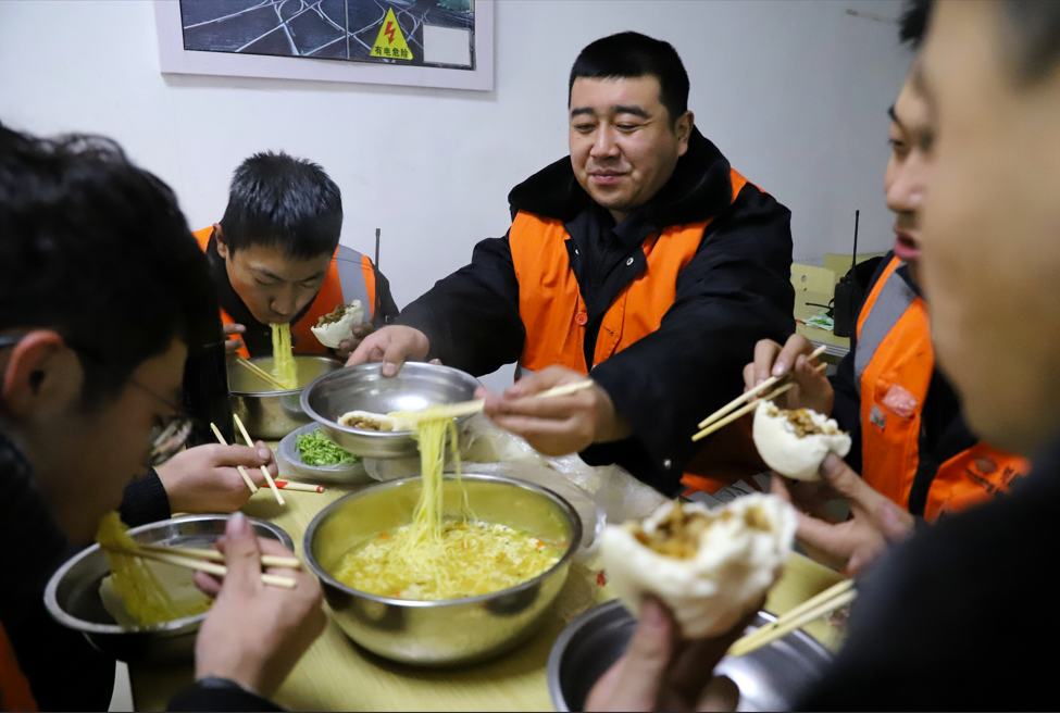 铁路线上的冬日坚守-7