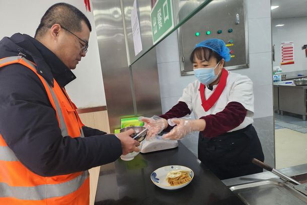 寒冬暖“粥” 幸福韵味-1