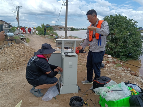 中南院水情突击队驰援湘潭涓水决口抢险-3