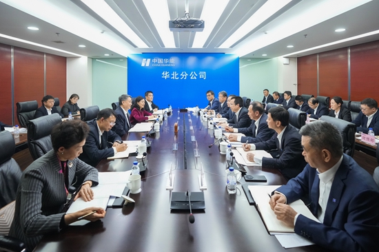 温枢刚到华北分公司调研-1