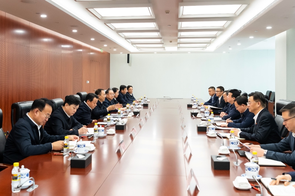 邹磊会见中国大唐董事长吕军、总经理张传江-1