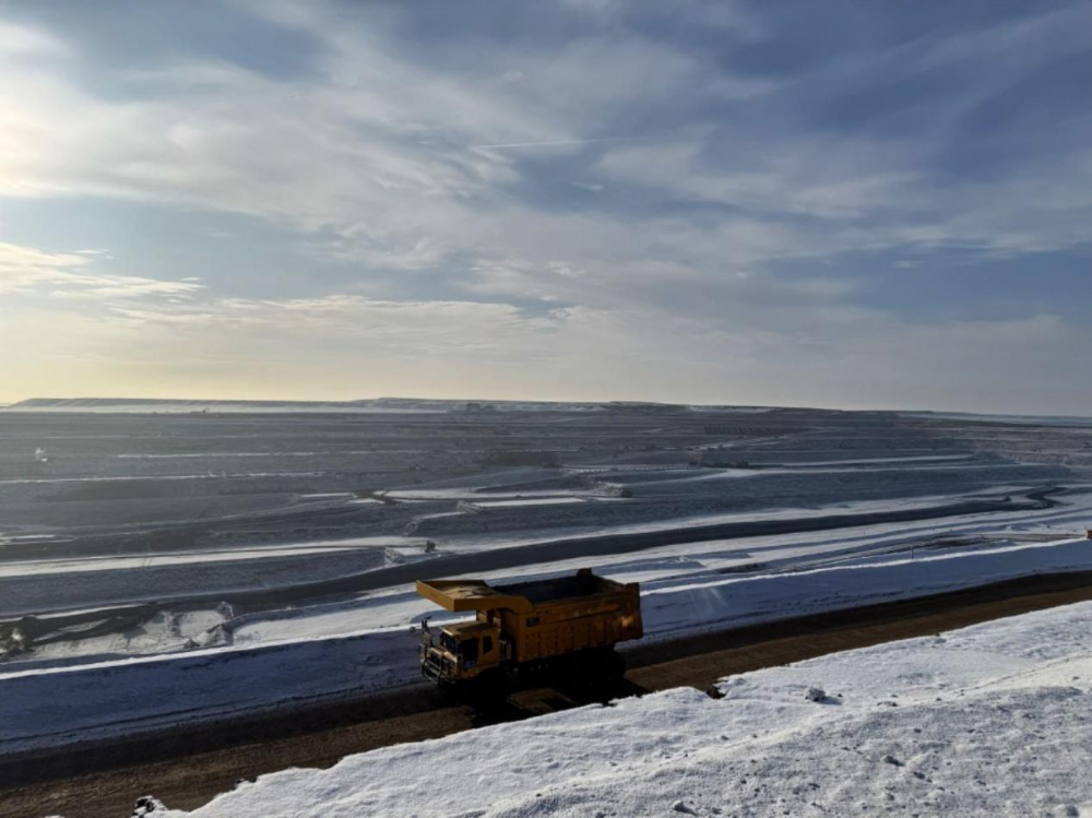 戈壁滩上的数字矿匠-1