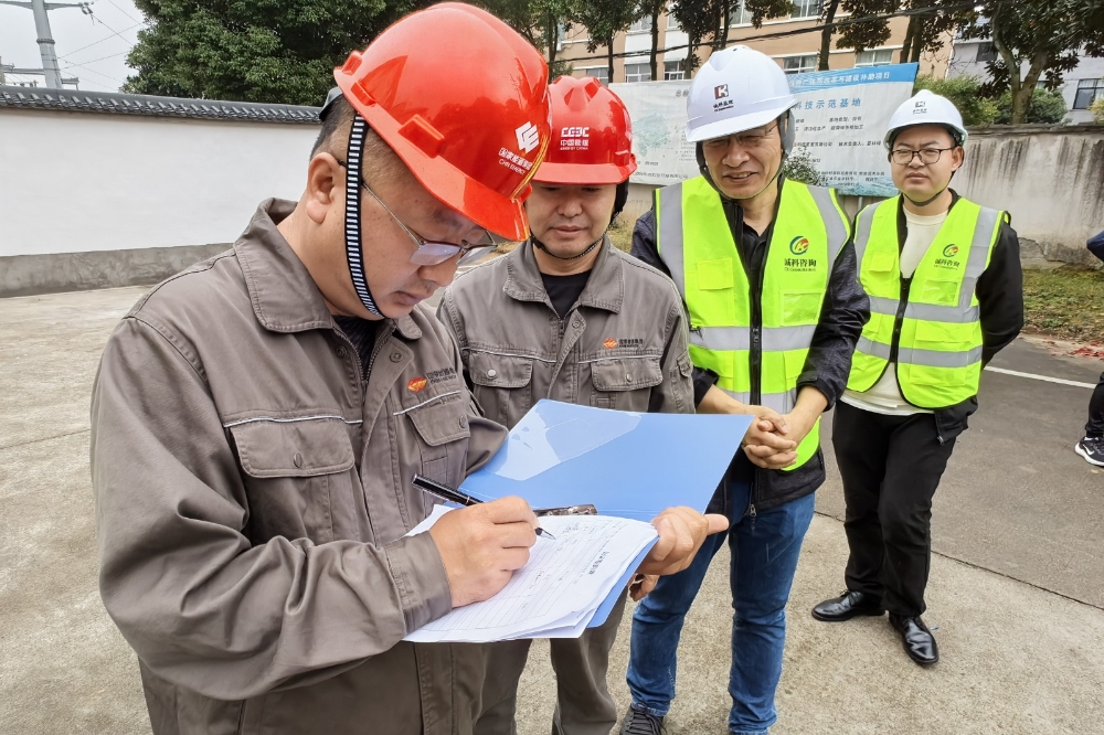 老曾的“心事”-1