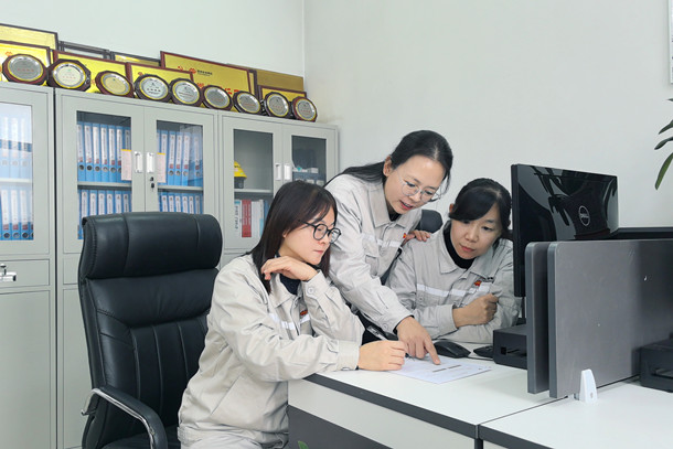 精雕细琢匠人心-1