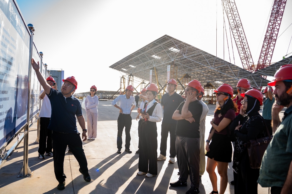 “追光者”的寻梦环游记-1