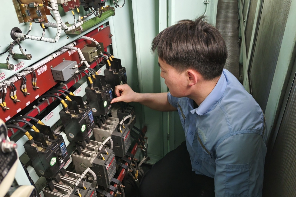 铁路机车安全的“把关人”-3