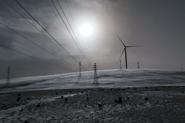 风雪夜战护光明-1