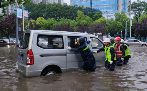 闻“汛”而动！湖北工程公司助力属地防汛救灾-1