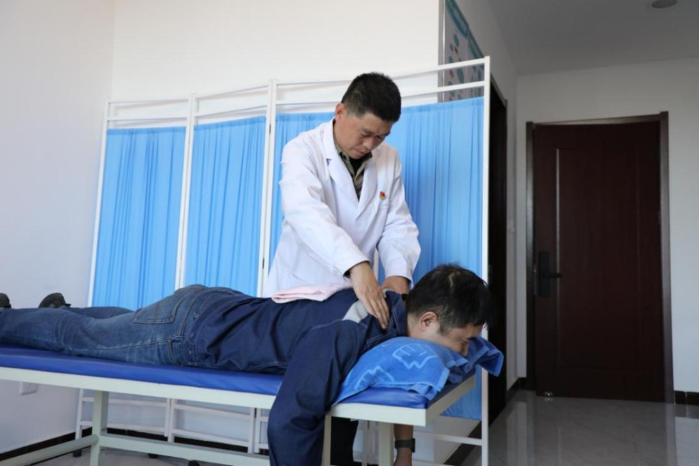 “健康小屋”:为职工身心健康保驾护航-5