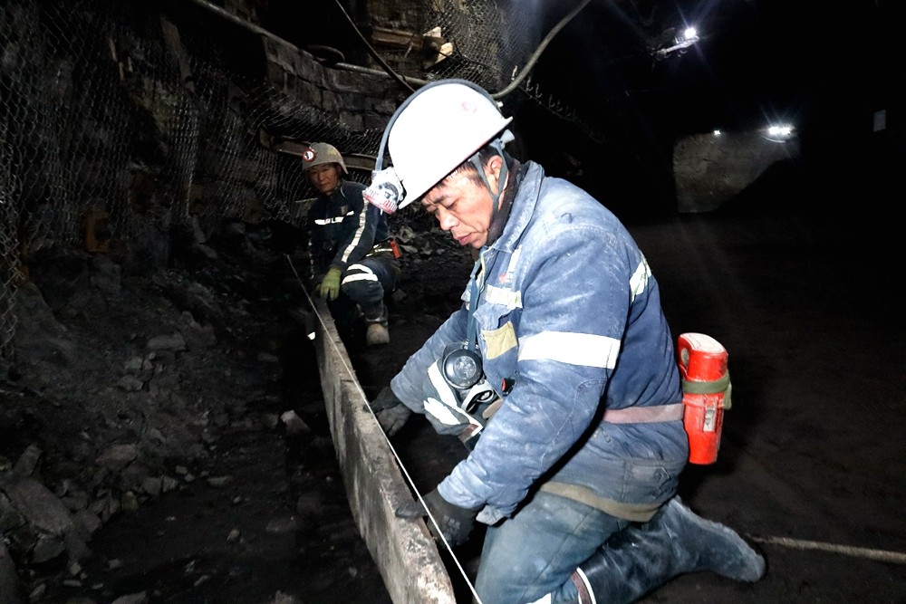 铺就幸福保供路-2