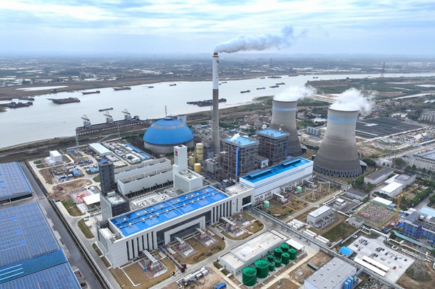 广东肇庆电厂二期3号燃机首次并网一次成功-1