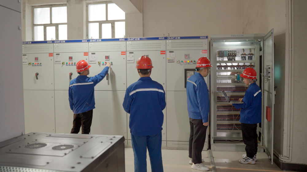 戈壁滩上的数字矿匠-3