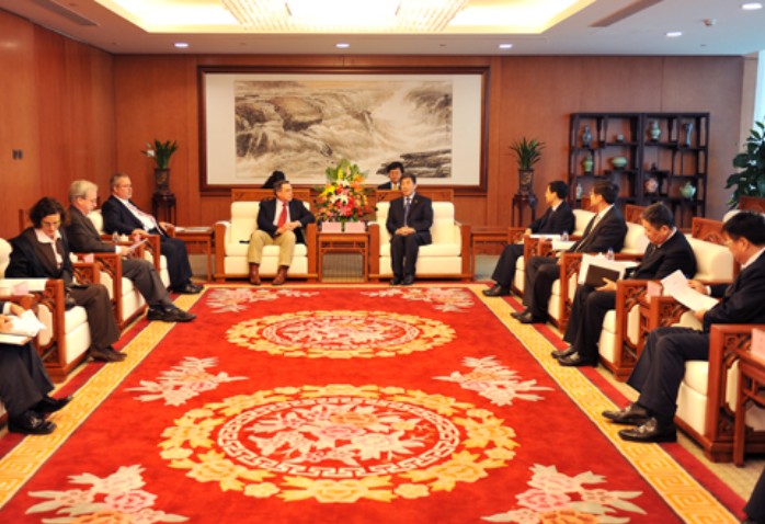 Cao Peixi and Kou Wei met with Chairman of U.S. Federal Energy Regulatory Commission-1