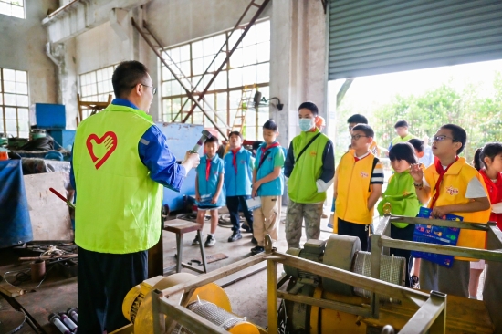 “童心守护、梦想启航”上海电建二公司开展周末半日营活动——探索电力建设背后的“钢铁侠”-3