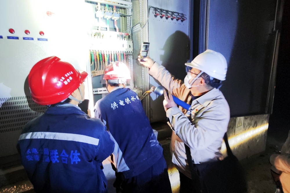 凛冬深夜鏖战急-1