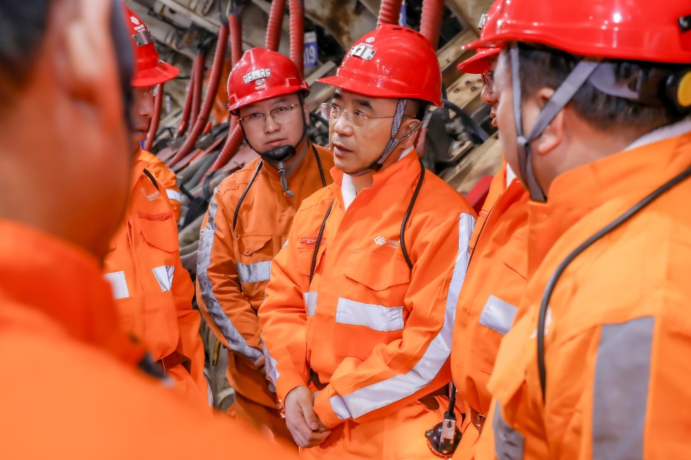 邹磊赴国家能源集团在蒙企业调研-2