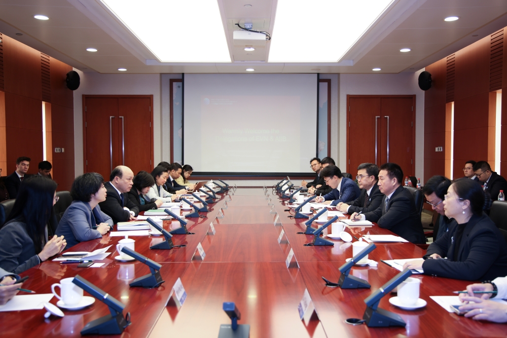 合作组织与亚投行在京同越南电力公司代表团举行多方会谈-1