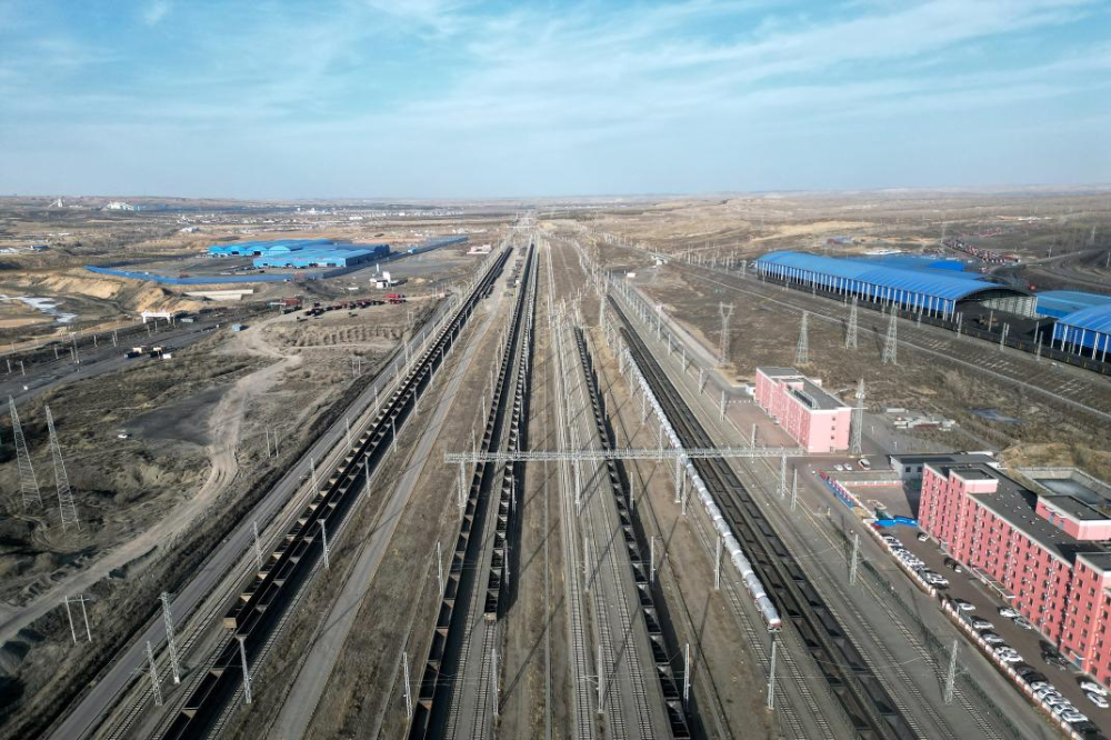 铁路线上的冬日坚守-1