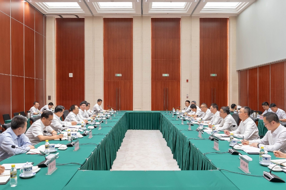 国家能源集团与哈电集团举行会谈-1