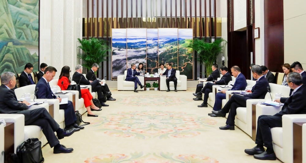 国家电投集团与国际原子能机构总干事格罗西座谈-1