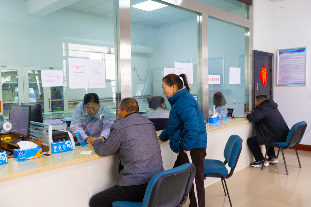 国神公司多措并举应对寒潮 保障群众温暖过冬-2